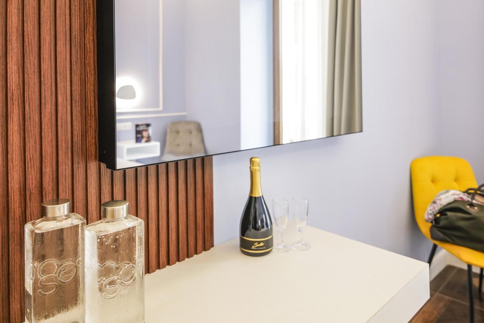 Cafe Latino Suites Sorrento Eksteriør bilde
